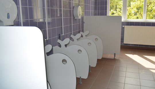 separatif-wc-et-urinoir-enfant-2